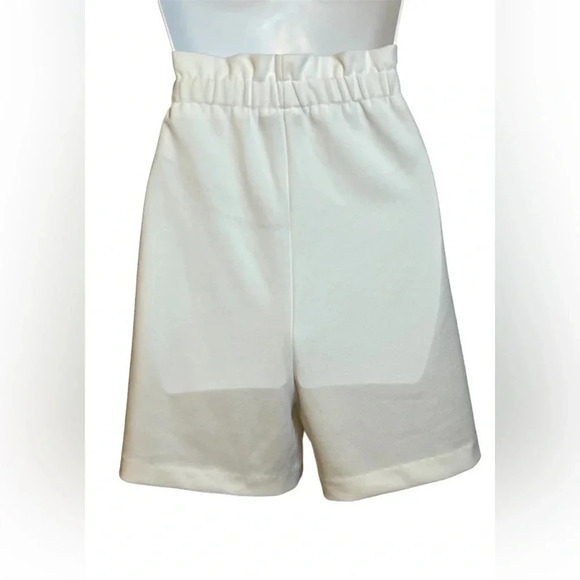 SABRINA|S Shorts with Tie-Knot Belt - Picture 2 of 9